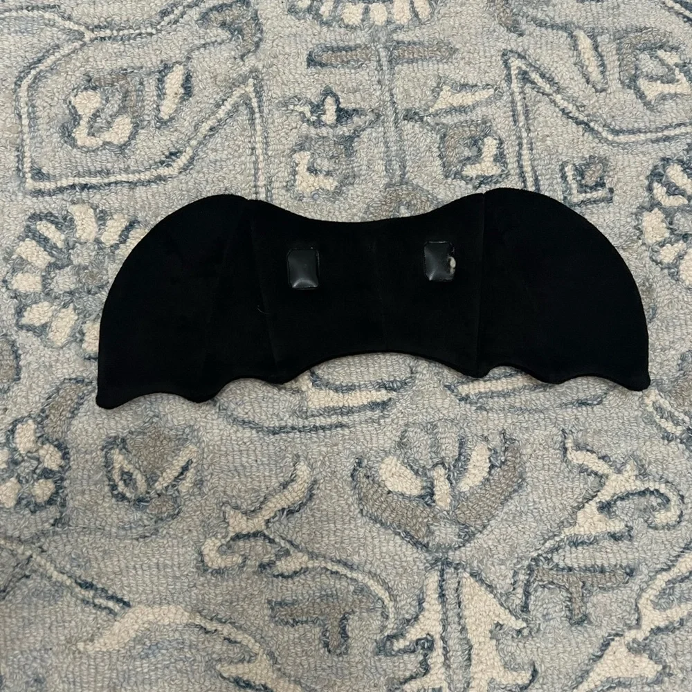 Adorable pottery barn kids Black Bat Baby Costume - Picture 3 of 6